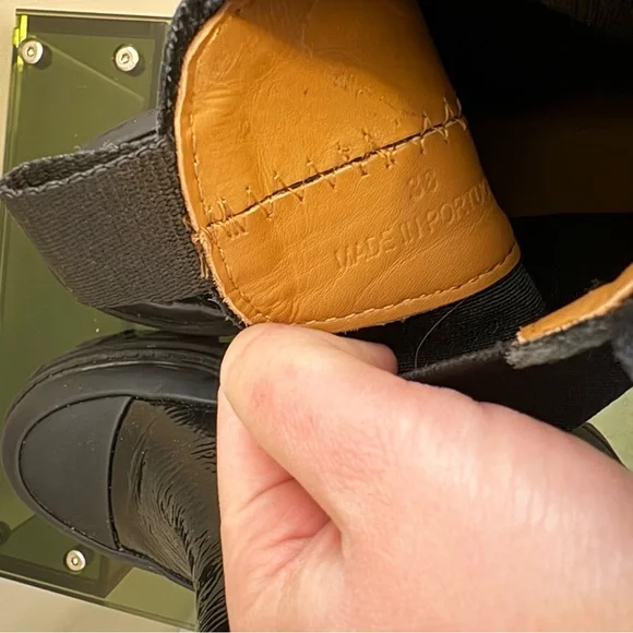 GANNI CLEATED CHELSEA BOOTS CHUNKY EU38 7.5 USA - Picture 8 of 8